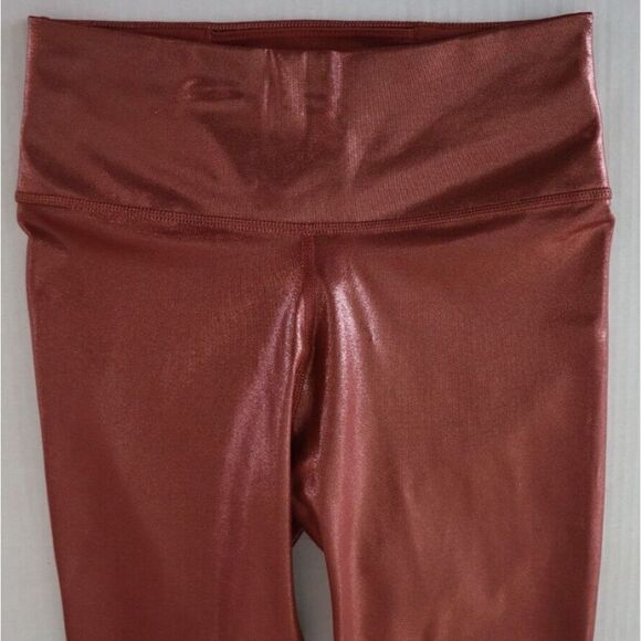 Nike Women's Sz XS Red Metallic Nike One Icon Clash 7/8 Tight Fit Leggings $85 - Picture 5 of 11